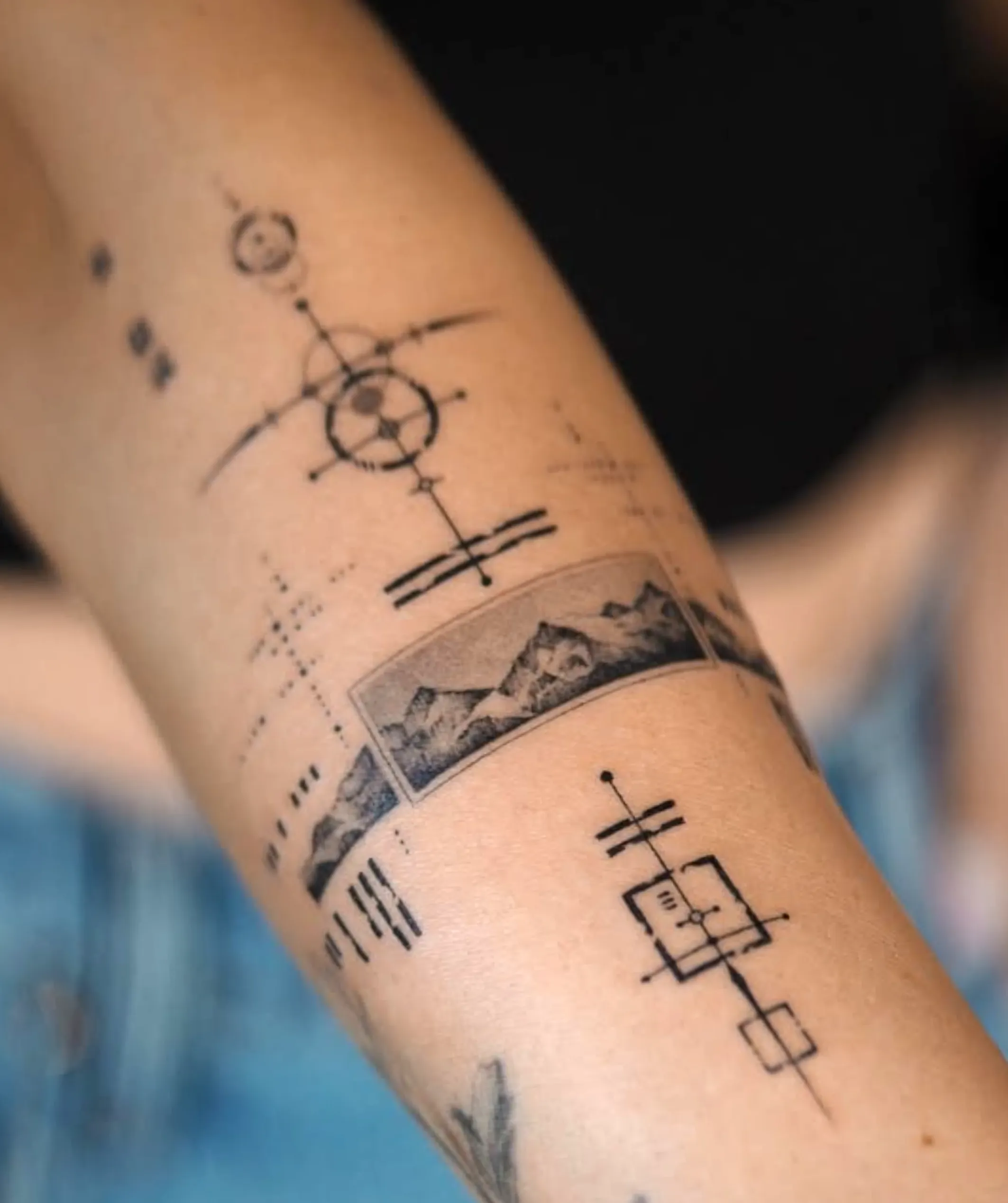 touch up fine line tattoos