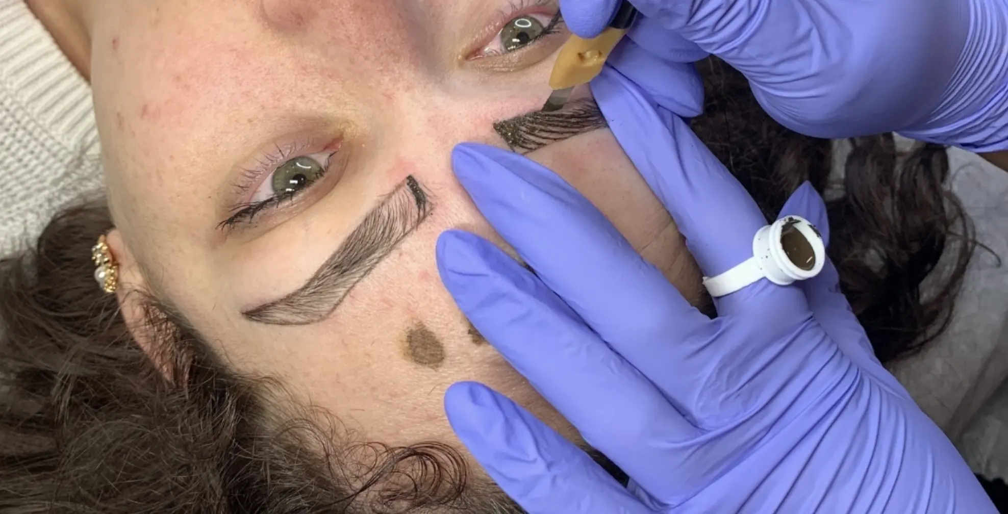 microblading touch up 6–8 weeks